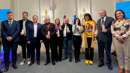 1566756-premios-perfil-2025-las-mejores-fotos-de-la-ceremonia