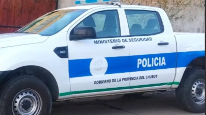 2215518-un-joven-esta-internado-en-grave-estado-en-comodoro-tras-la-explosion-de-un-desarmade68eab7065cdd2