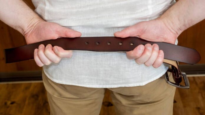 2317976-condenaron-a-un-hombre-por-agredir-a-su-hijo-de-10-anos-con-un-cinturon