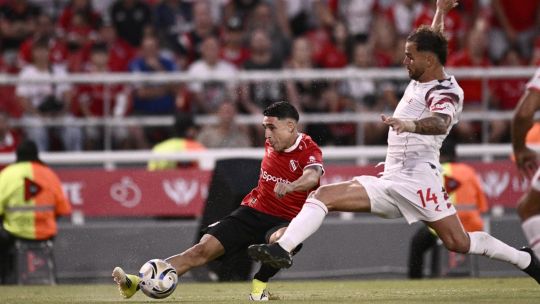 2791230-independiente-ganaba-pero-el-campeon-estudiantes-siempre-tiene-un-as-en-la-manga-1-1