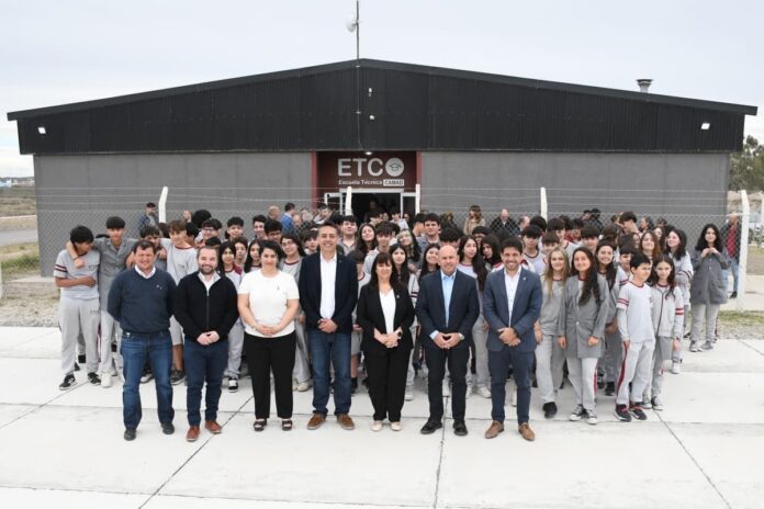 2989242-la-escuela-de-la-camad-inicio-las-obras-de-su-sum