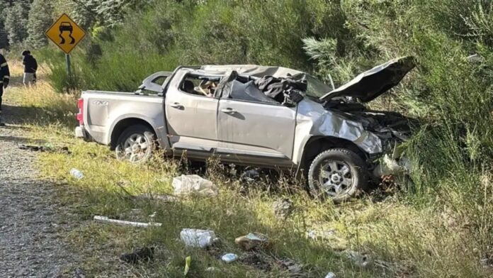 3153610-fuerte-vuelco-en-la-ruta-40-un-hombre-resulto-herido-y-se-activo-un-operativo-de-emergencia